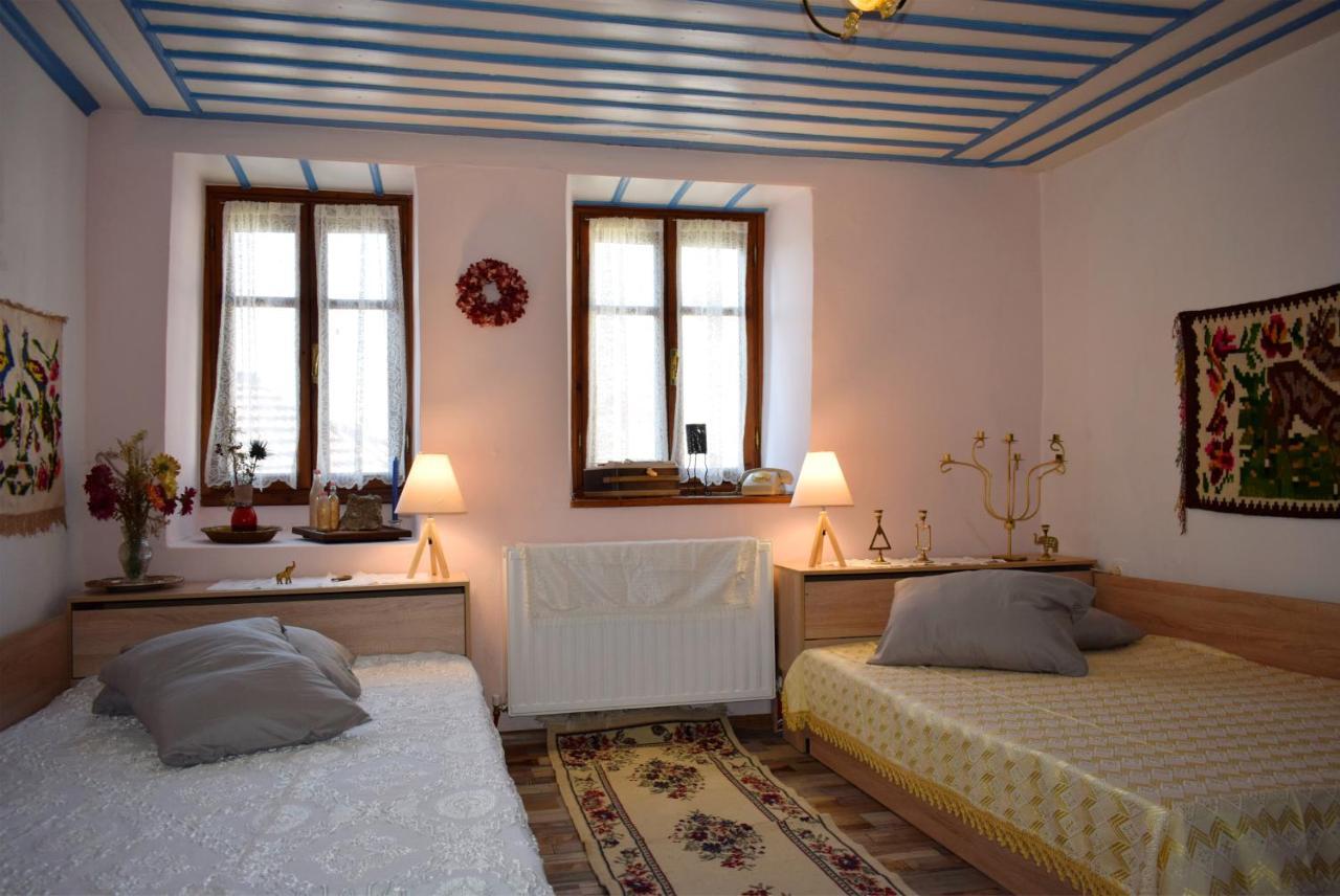 Villa Renovated Old Manor House With Yard à Arnaia Extérieur photo