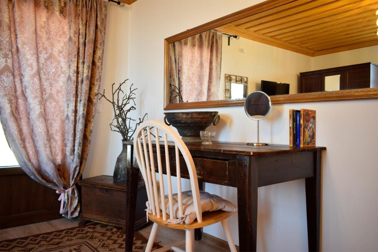 Villa Renovated Old Manor House With Yard à Arnaia Extérieur photo